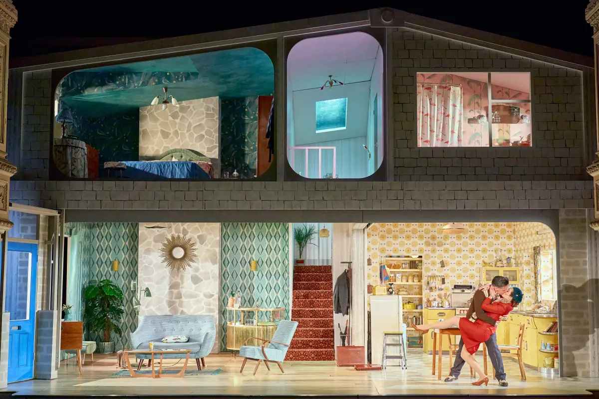 Home I'm Darling - 